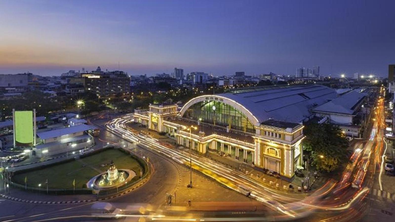 Go Inn Mrt Hua Lamphong Yaowarat Бангкок Екстер'єр фото
